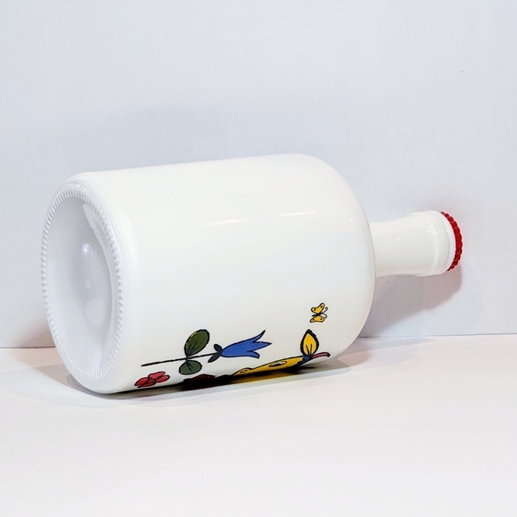 Vintage Milk Glass milk jar/ jug - Picture 4 of 8